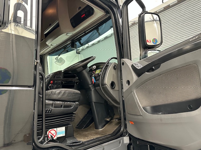 DAF XF 510 6×2 Midlift Tractor Unit