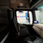 Mercedes Actros 2530 Rear Lift Sleeper Cab Curtainsider - thumbnail