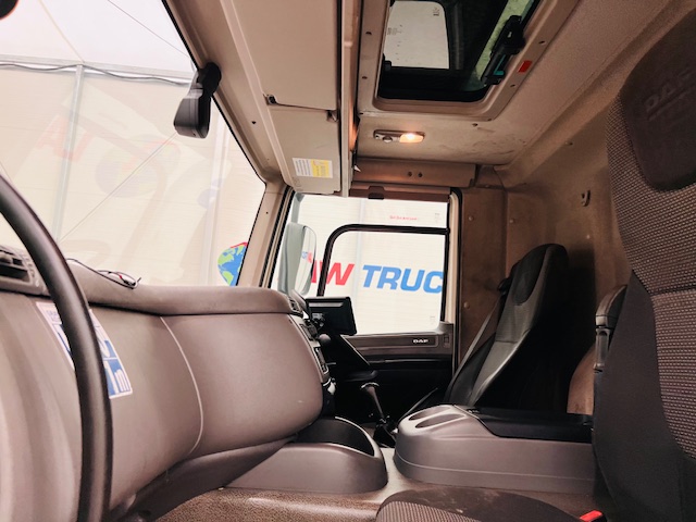 DAF CF 290 6×2 Rear Steer Fridge Box
