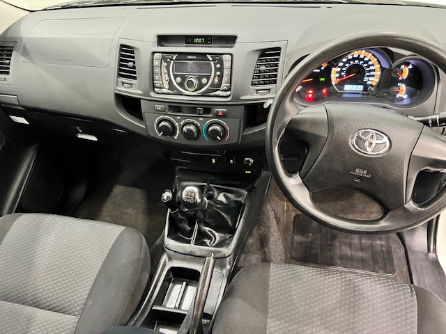 Toyota Hilux 2.5 D-4D 4×4 Double Cab Pick Up