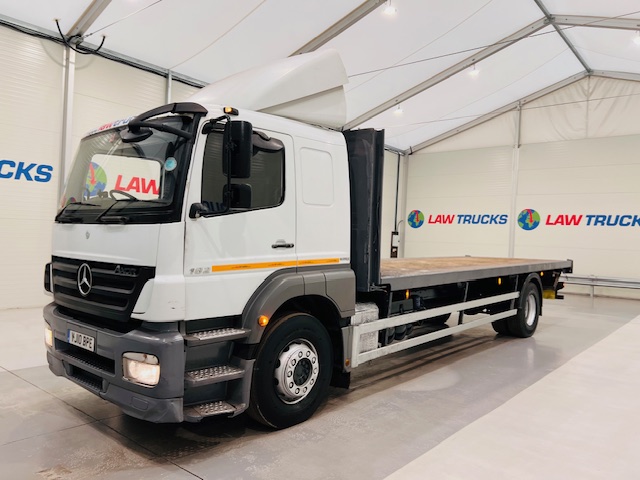 Mercedes Axor 1824 Sleeper Cab Flatbed