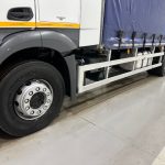 Mercedes Actros 2530 6×2 Sleeper Cab Curtainsider - thumbnail