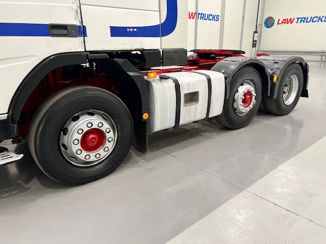 Volvo FM12 380 6×2 Midlift Tractor Unit Manual