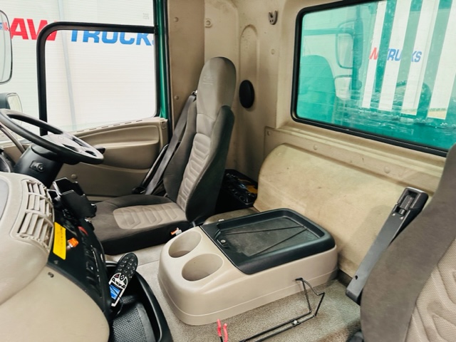 DAF CF75 310 Rear Lift Day Cab Dropside Brick Grab