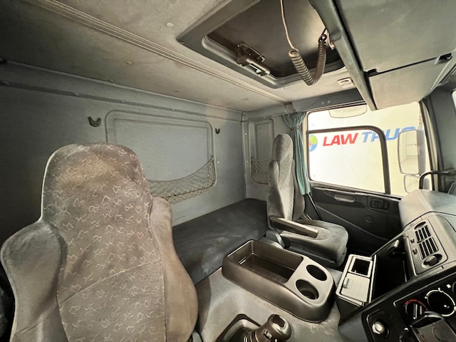 DAF CF85 380 4×2 Sleeper Cab Tractor Unit Manual