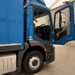 Mercedes Actros 1824 4×2 Day Cab Box Van - thumbnail