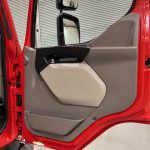 DAF LF 250 Sleeper Cab Curtainsider - thumbnail