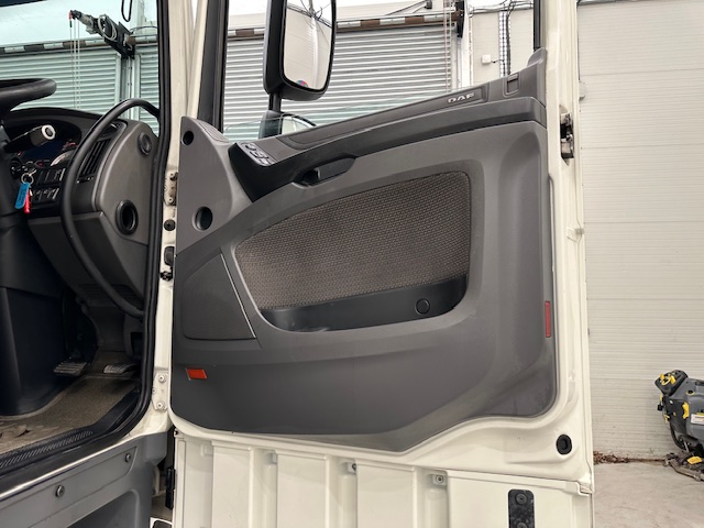DAF XF 510 6×2 Midlift Tractor Unit