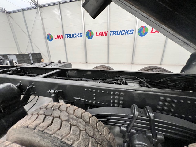 Scania P370 8×4 Rest Cab Tipper Manual