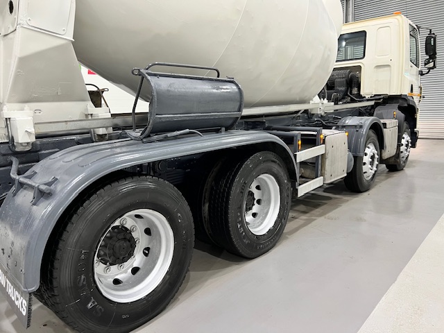 DAF CF 370 8×4 Rest Cab Concrete Mixer