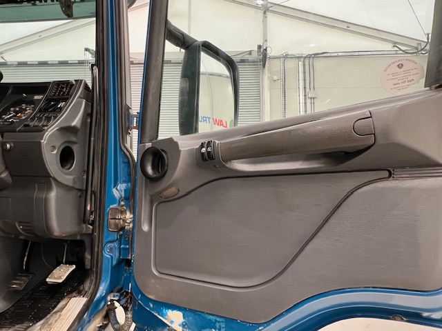 Scania P94 300 6×4 Day Cab Cement Mixer