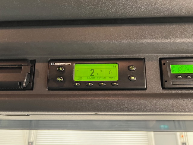Scania P250 4×2 Sleeper Cab Fridge Box