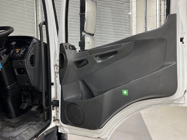 Mercedes Atego 1524 Day Cab  Box Van