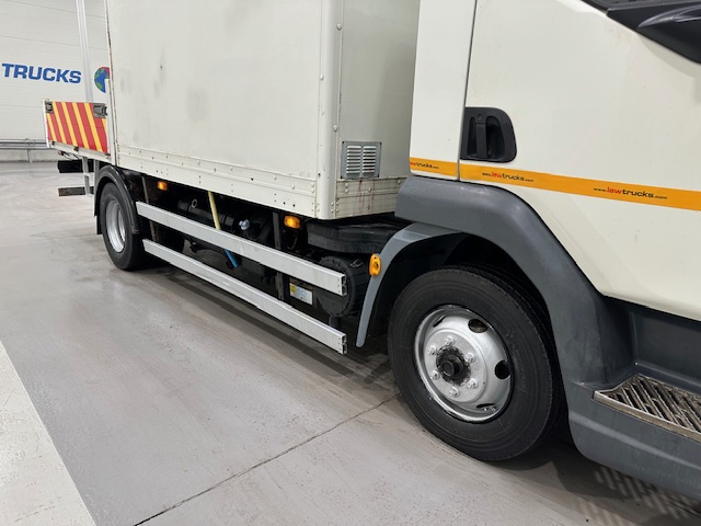 DAF LF45 140 4×2 Mobile Workshop Compressor