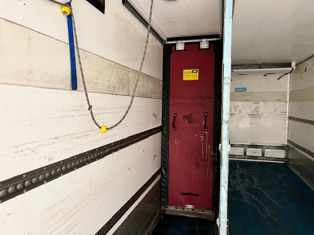DAF LF 250 4×2 Rest Cab Fridge Box