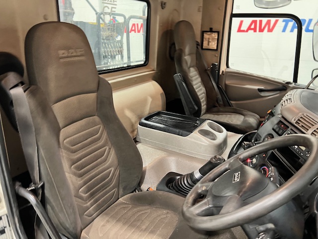 DAF CF85 410 8×4 Day Cab Steel Tipper Grab
