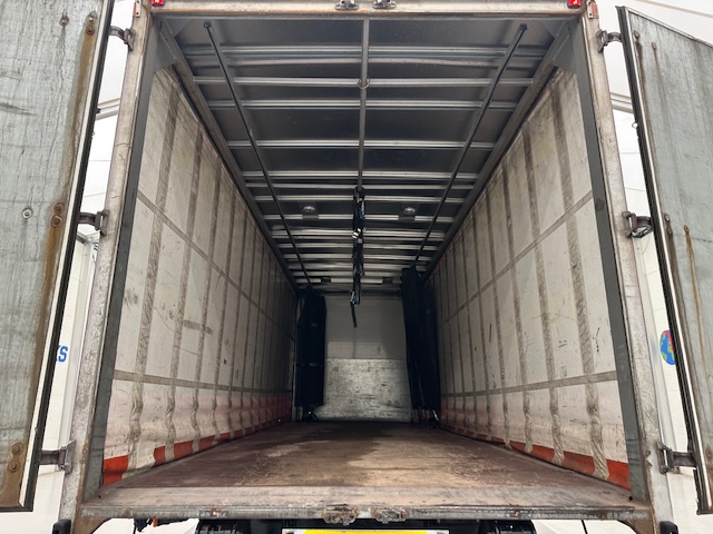 Scania P250 4×2 Sleeper Cab Curtainsider