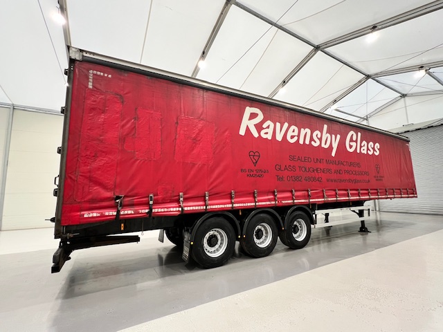 Montracon Tri Axle 4.2m Curtainsider Trailer Moffat Brackets