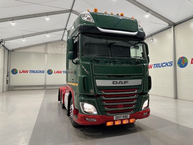 DAF XF 460 6×2 Rear Lift Tractor Unit Manual
