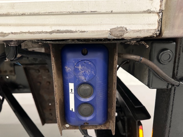 Scania P280 6×2 Rear Lift Day Cab Fridge Box