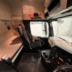 Mercedes Actros 1824 4×2 Sleeper Cab Curtainsider - thumbnail