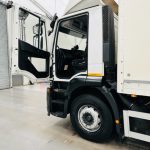 Iveco Stralis 310 Euro 6 6×2 Box Van - thumbnail