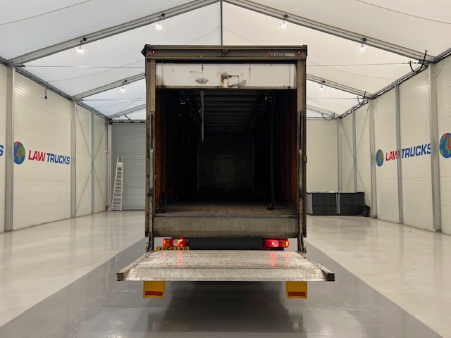 Mercedes Actros 2530 6×2 Day Cab Curtainsider