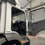 Mercedes 1824 4×2 Day Cab Curtainsider - thumbnail