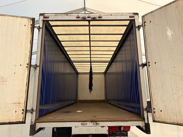Iveco Stralis 360 6×2 Rear Steer Curtainsider