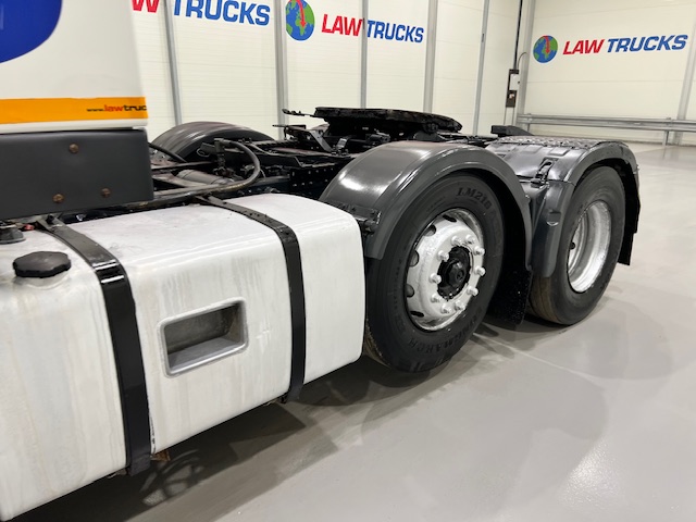 Volvo FM12 420 6×2 Midlift Tractor Unit Manual