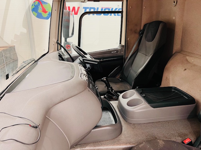 DAF CF 290 6×2 Rear Steer Fridge Box