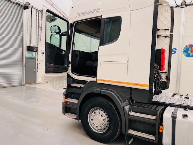 Scania R450 6×2 Midlift Topline Tractor Unit