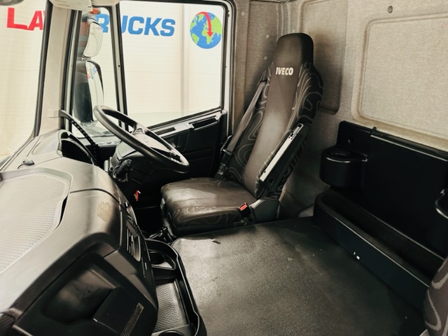Iveco Stralis 310 AT 6×2 Fridge Box Van