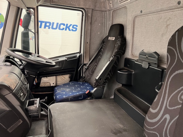 Iveco Stralis 310 AT 6×2 Box Van
