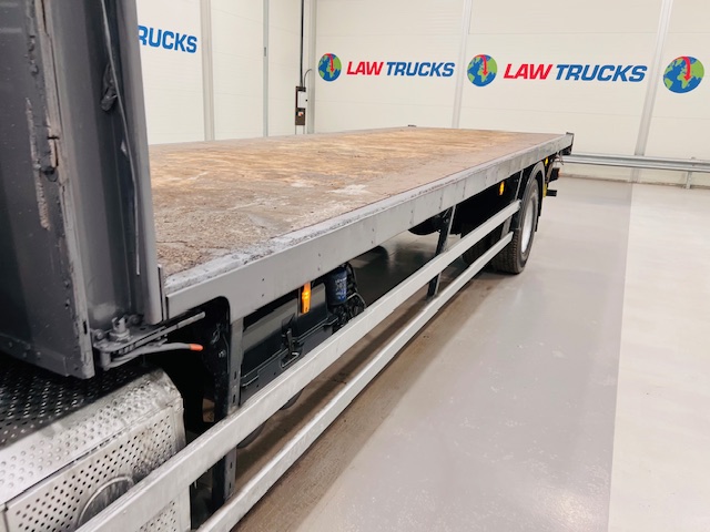 Mercedes Axor 1824 Sleeper Cab Flatbed