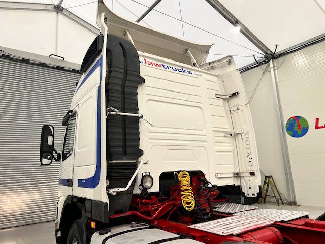Volvo FM12 380 6×2 Midlift Tractor Unit Manual