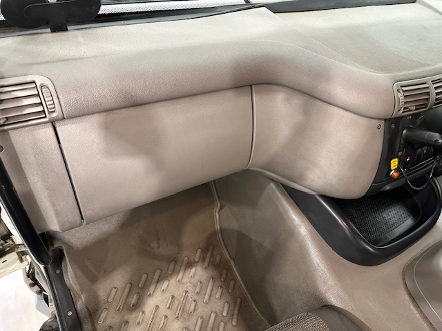 DAF CF75 310 6×4 Steel Tipper Grab Manual