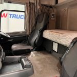 DAF CF 250 Sleeper Cab Curtainsider - thumbnail