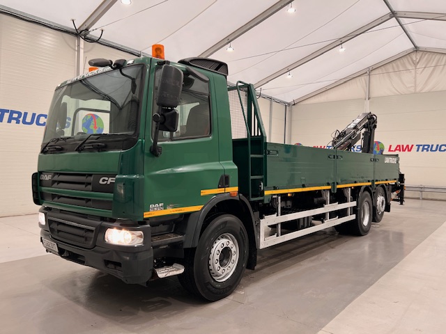 DAF CF75 310 6×2 Day Cab Dropside Crane