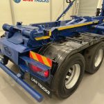 Scania P360 8×4 Day Cab Hookloader Manual - thumbnail