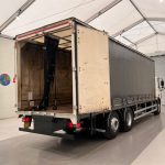 DAF CF75 310 Rear Lift Sleeper Cab Curtainsider - thumbnail