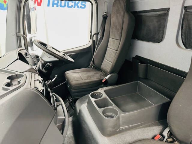 Mercedes Atego 816 Day Cab Box Van