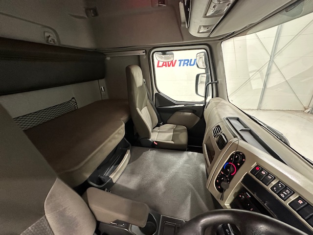 Renault Premium 460 6×2 Midlift Tractor Unit