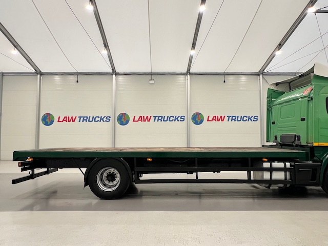 Scania P94 220 4×2 Sleeper Cab Flatbed