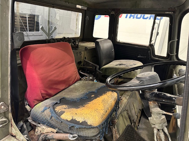 Bedford MJ 330 4×4 Cargo Truck