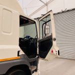 DAF CF 220 4×2 Sleeper Cab Curtainsider - thumbnail