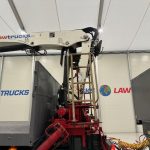 Volvo FH 440 6×2 Rear Lift Brick Grab Drawbar - thumbnail