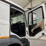 Mercedes Actros 1824 4×2 Sleeper Cab Box Van - thumbnail