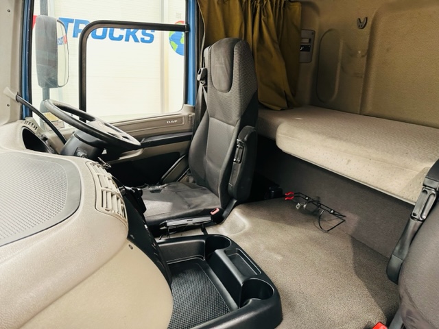 DAF CF65 220 Sleeper Cab Box Van