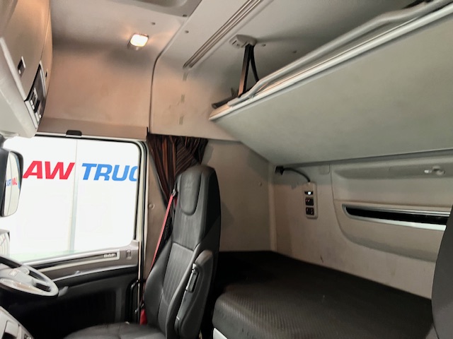 DAF XF 480 6×2 Midlift Tractor Unit